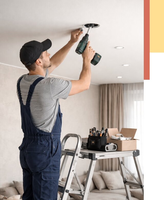 Установка и монтаж точечных светильников в натяжной потолок в Челябинске от 1856 руб. | ОТДЕЛОЧНИК-Члб